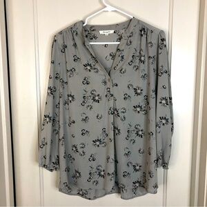 Monday Fun grey floral v-neck 3/4 sleeve blouse size Large